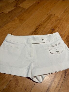 Textured White Women's Tina Turk Shorts with Button Detail